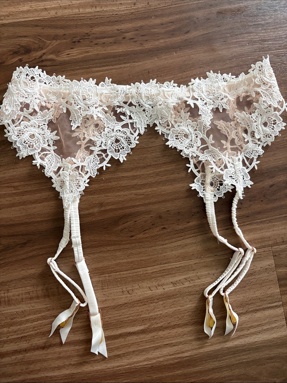 Victoria’s Secret Sheer Floral Lace Garter Belt - Cream